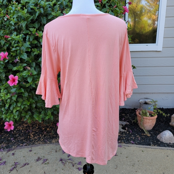 New LG Peach Bell Sleeve Top - Picture 5 of 8